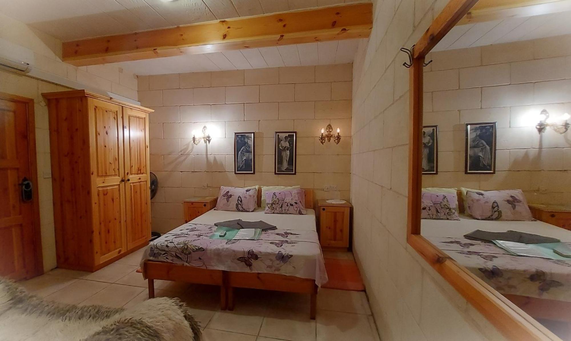 Happy & Healthy Gozo, Self-Check-In Guest House Victoria Pokoj fotografie