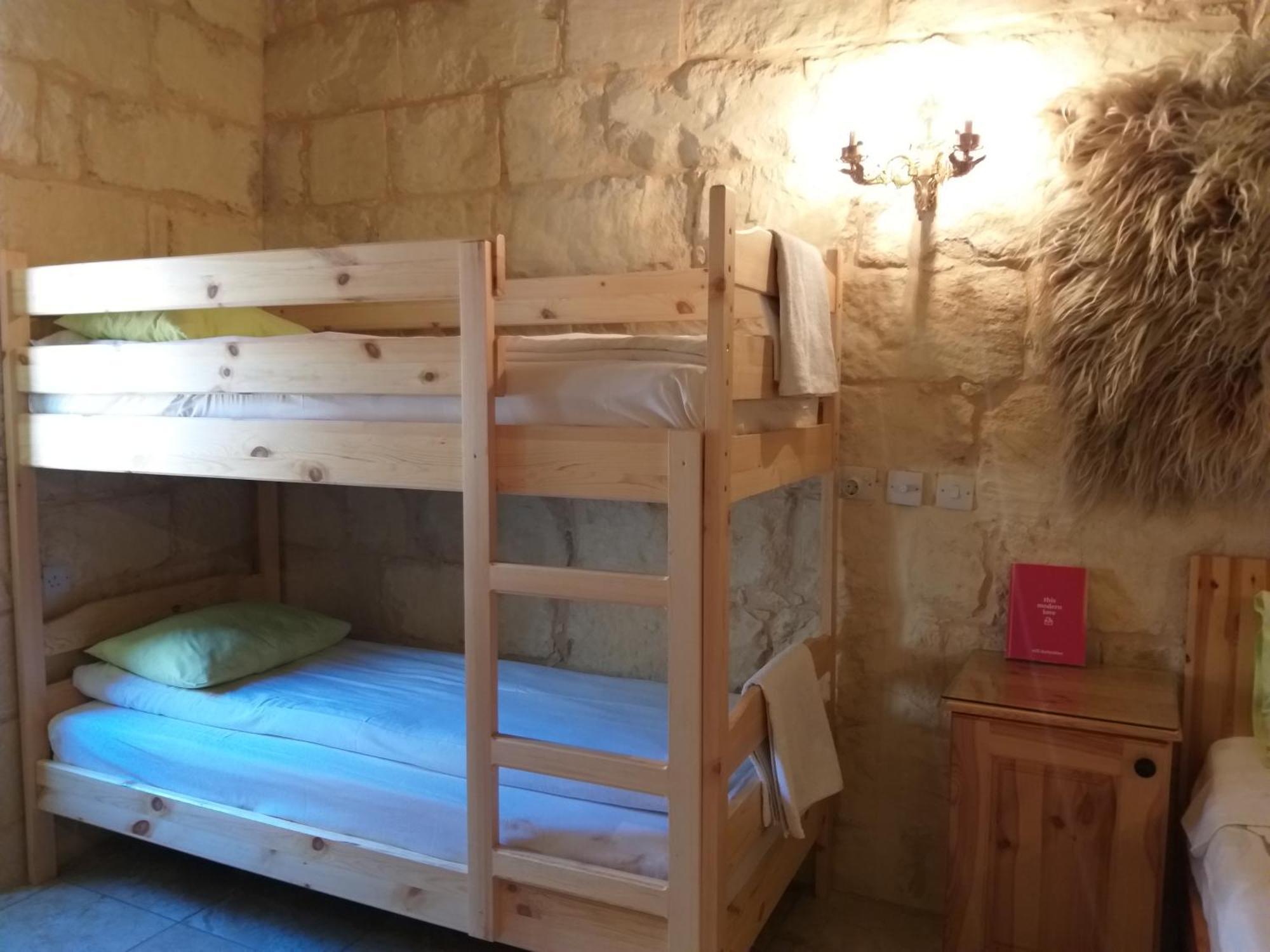 Happy & Healthy Gozo, Self-Check-In Guest House Victoria Pokoj fotografie
